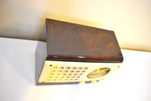 画像をギャラリービューアに読み込む, Butterscotch Honey Gold Catalin 1947 Emerson Model 520 Vacuum Tube AM Radio Sounds Great! Excellent Condition!
