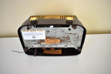Load image into Gallery viewer, Loewy Designed Brown Bakelite 1948 Emerson &#39;The Moderne&#39; Model 561 Vacuum Tube AM Radio Sounds Great Excellent Condition!