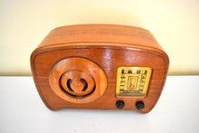Charger l&#39;image dans la galerie, Artisan Handcrafted Wood Vintage Ingraham Emerson Model FL-418 &quot;Humpback Bullseye&quot; Vacuum Tube AM Radio Rare! Excellent Plus Condition!
