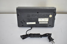 Charger l&#39;image dans la galerie, Wood Grain 1980s Emerson Model RED6552 AM FM Digital Alarm Clock Radio! Excellent Condition!