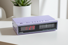 Charger l'image dans la galerie, Purple Lavender Sonic Model CR-100B AM FM Digital Alarm Clock Radio! Excellent Condition! Very Rare!