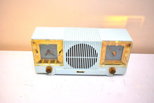 Charger l&#39;image dans la galerie, Celeste Blue Mid Century 1954 Firestone Model 4-A-127 Vacuum Tube AM Radio Cool Model Rare Color!
