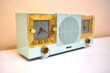 Charger l&#39;image dans la galerie, Celeste Blue Mid Century 1954 Firestone Model 4-A-127 Vacuum Tube AM Radio Cool Model Rare Color!