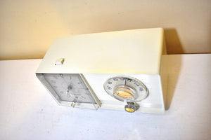 Bluetooth Ready To Go - Ivory 1966 General Electric Model C-414C Vacuum Tube AM Radio Alarm Clock Excellent Condition! Sounds Great!
