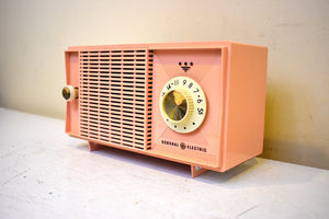 Bluetooth Ready To Go - Carnation Pink 1959 General Electric Model T-125 AM Vacuum Tube Radio Sounds Great Excellent Condition!