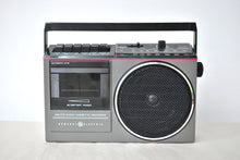 Charger l'image dans la galerie, GenX 80s Retro General Electric GE Model 3-5233A AM FM Cassette Stereo Boombox Radio! Sounds Great Excellent Condition!