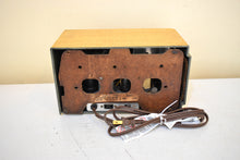 Load image into Gallery viewer, Tiger Stripe Maple 1952 General Electric Model 522 AM Vacuum Tube Clock Radio Alarm Excellent Condition! Sounds Great!