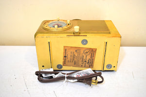 Tiger Stripe Maple 1952 General Electric Model 522 AM Vacuum Tube Clock Radio Alarm Excellent Condition! Sounds Great!