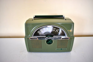 Leaf Green 1951 General Electric Model 611 AM Portable Vacuum Tube Radio Sounds Great!