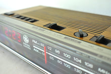 Load image into Gallery viewer, Wood Grain 1980s General Electric Model 7-4624B AM FM Digital Alarm Clock Radio! Excellent Condition!