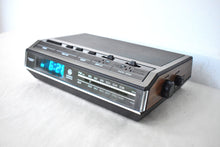Load image into Gallery viewer, Wood Grain 1980s General Electric Model 7-4942B AM FM Digital Alarm Clock Radio! Excellent Condition!