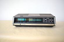Load image into Gallery viewer, Wood Grain 1977 General Electric Model 7-4695A AM FM Digital Alarm Clock Radio! Excellent Condition!