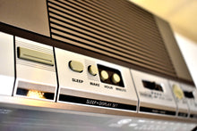 画像をギャラリービューアに読み込む, Wood Grain 1980s General Electric Model 74646-A AM FM Digital Alarm Clock Radio! Excellent Condition!