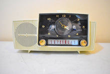 Load image into Gallery viewer, Alpine White 1959 General Electric Model 913D Vacuum Tube AM Clock Radio Excellent Shape! Sounds Fantastic!