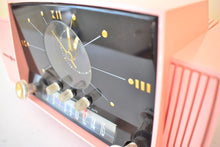 画像をギャラリービューアに読み込む, プリンセスピンク ミッドセンチュリー 1959年ゼネラル・エレクトリックモデル 914D 真空管 AMクロックラジオ 人気モデル！素晴らしいプラスコンディション！