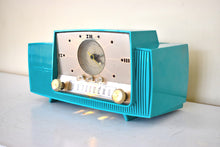 Load image into Gallery viewer, Seafoam Green Turquoise 1959 GE General Electric Model 914D AM Vacuum Tube Clock Radio Excellent Condition Rare Desirable Color!