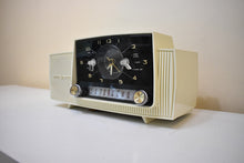 Load image into Gallery viewer, Alpine White 1959 GE General Electric Model 914D AM Vacuum Tube Clock Radio Popular Model!