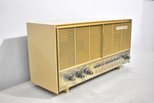 画像をギャラリービューアに読み込む, モカ タン ブラウン ゼネラル エレクトリック モデル C530A AM/FM 真空管ラジオのサウンドは素晴らしい!非常に良い状態！
