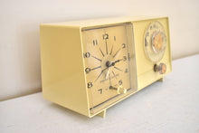 画像をギャラリービューアに読み込む, Beige Ivory Vintage 1964 General Electric Model C-403B AM Vacuum Tube Clock Radio Sounds Great!