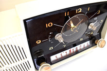 画像をギャラリービューアに読み込む, 白雪姫 ミッドセンチュリーモダン 1959年ゼネラル・エレクトリックモデル C-430A 真空管AM時計ラジオ 美品！いいね！