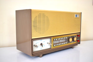 モカ タン ブラウン ゼネラル エレクトリック モデル C530A AM/FM 真空管ラジオのサウンドは素晴らしい!非常に良い状態！