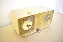 Load image into Gallery viewer, Honey Beige 1966 General Electric Model C-413C AM Vacuum Tube Clock Radio Sounds Great! Excellent Condition!