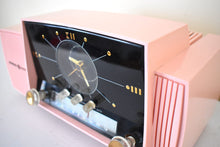 Charger l&#39;image dans la galerie, Princess Pink Mid Century 1959 General Electric Model C-416C Vacuum Tube AM Clock Radio Beauty Sounds Fantastic Pristine Condition With Original Box!