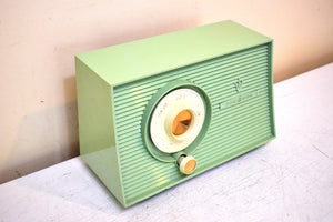 Bluetooth Ready To Go - Mint Green 1959 General Electric GE Model T-103A AM Vacuum Tube Radio Sounds Wonderful! Excellent Condition! (Copy)