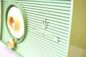 Bluetooth Ready To Go - Mint Green 1959 General Electric GE Model T-103A AM Vacuum Tube Radio Sounds Wonderful! Excellent Condition! (Copy)