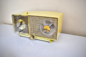Bluetooth Ready To Go -  Ivory Beige 1966 General Electric Model C465C Vacuum Tube AM Radio Alarm Clock Excellent Condition! Sounds Great!