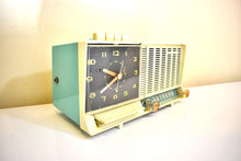 Charger l&#39;image dans la galerie, Turquoise and White 1960 General Electric Model C-4518 AM Vintage Radio Excellent Condition Sounds Terrific!
