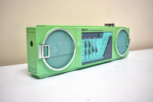 画像をギャラリービューアに読み込む, Neon Green GPX Model A275R AM FM Mini Boombox Radio! Sounds Great Excellent Condition!