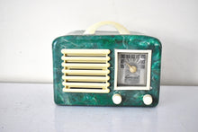 画像をギャラリービューアに読み込む, Jade Green Marbled Swirl 1947 General Television Model 5A5 Vacuum Tube AM Radio Works Great! Excellent Condition!