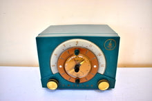 Load image into Gallery viewer, Evergreen 1953 Emerson Model 724 AM Vacuum Tube Alarm Clock Radio Rare Awesome Color Sounds Great! Excellent Condition!
