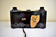 Load image into Gallery viewer, Umber Brown 1951 Zenith Model H615 AM Vacuum Tube Radio Popular Model Sounds Like A Champ!