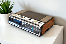 Load image into Gallery viewer, Wood Grain 1980s General Electric Model 74646-A AM FM Digital Alarm Clock Radio! Excellent Condition!