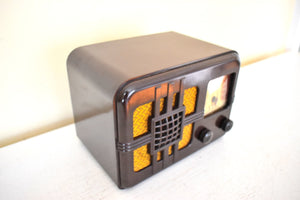 Espresso Marble Bakelite 1946 ITI Lyric Model 546T AM Vacuum Tube Radio Stunning Looking and Works Great!