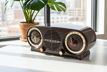 Load image into Gallery viewer, Espresso Brown Bakelite 1954 Zenith Owl Eyes Model L515 AM Vacuum Tube Radio Excellent Condition! Great Sounding!