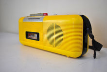 画像をギャラリービューアに読み込む, Cab Yellow 80s Street Beat Model CT-72 AM FM Cassette Mini Boombox Radio! Sounds Great Excellent Condition!