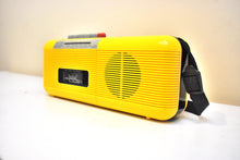 画像をギャラリービューアに読み込む, Cab Yellow 80s Lenoxx Street Beat Model CT-72 AM FM Cassette Mini Boombox Radio! Sounds Great Excellent Condition!