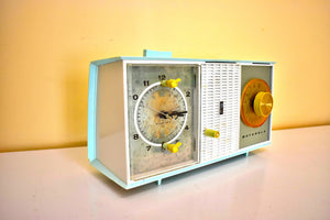 Chalfonte Blue 1963 Motorola Model C35B Vacuum Tube AM Clock Radio Sounds Great! Cool Looking!