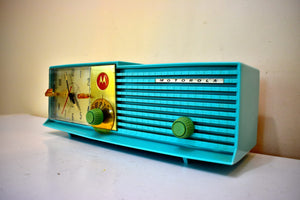 アクアマリン ターコイズ 1957 モトローラ モデル 57CD 真空管 AM 時計ラジオ 美しい音は素晴らしい！