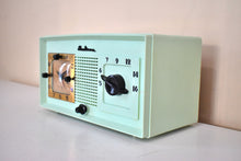 Load image into Gallery viewer, April Green 1946 Madison Model 940 AM Vacuum Tube Clock Radio Rare Excellent Condition Sounds Great!