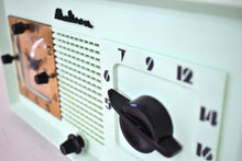 Load image into Gallery viewer, April Green 1946 Madison Model 940 AM Vacuum Tube Clock Radio Rare Excellent Condition Sounds Great!