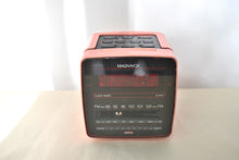 画像をギャラリービューアに読み込む, Petunia Pink Magnavox Model D3110/17X AM FM Digital Alarm Clock Radio! Excellent Condition!