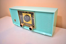 Load image into Gallery viewer, Robin Egg Blue 1957 Magnavox Model R5 Vacuum Tube AM Radio Sounds Great! Excellent Condition!