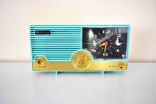 画像をギャラリービューアに読み込む, Laguna Aqua 1959 Medallion Model 5583 Vacuum Tube AM Clock Radio Beauty Sounds Fantastic Excellent Condition!