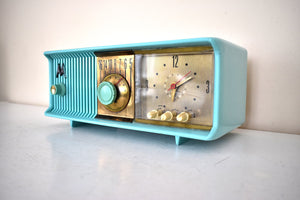 Aquamarine Turquoise 1957 Motorola Model 56CD4 Vacuum Tube AM Clock Radio Rare Model and Color Sounds Fantastic!