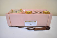 画像をギャラリービューアに読み込む, クールミントグリーン 1957年モトローラモデル 5C25GW 真空管AM時計ラジオ レアカラーサウンド素晴らしい！