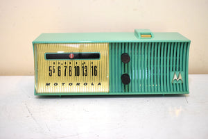 Sea Green 1957 Motorola Model 57H AM Vacuum Tube Radio Rare Model Loud and Clear Sounding!